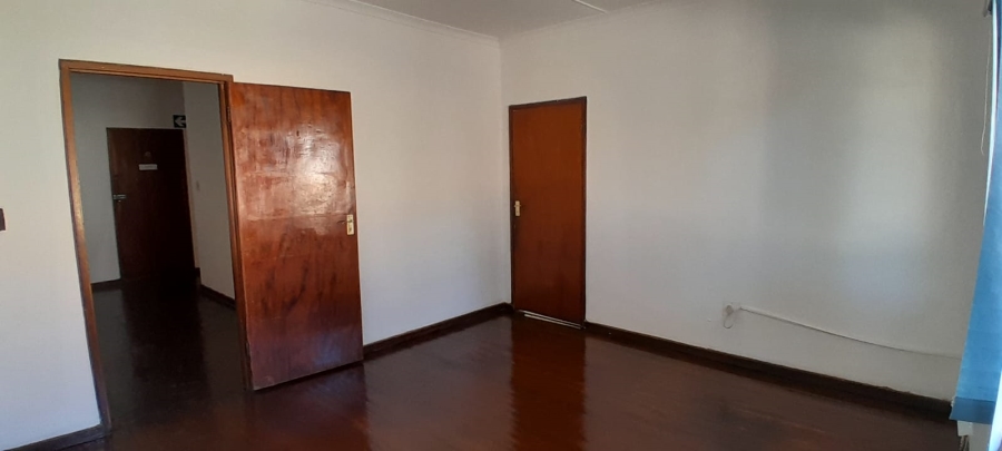 To Let Commercial Property for Rent in Dalindyebo Eastern Cape